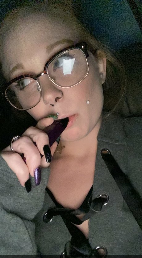 Foto di nudo di fuga di OnlyFans di Dabbingdarlin420