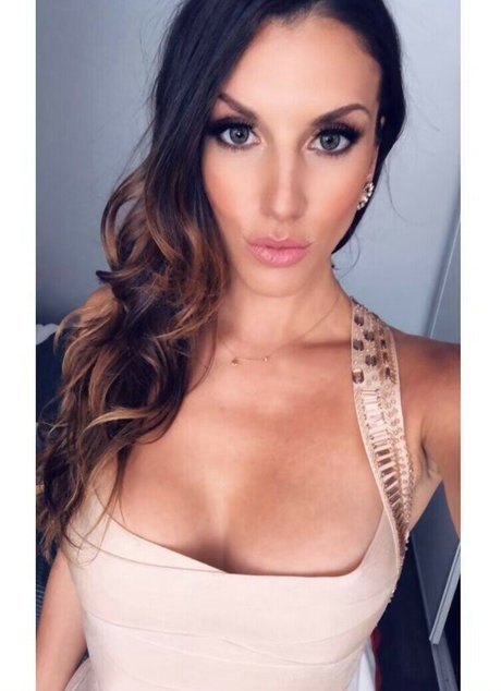 Foto di nudo di fuga di OnlyFans di Unagu