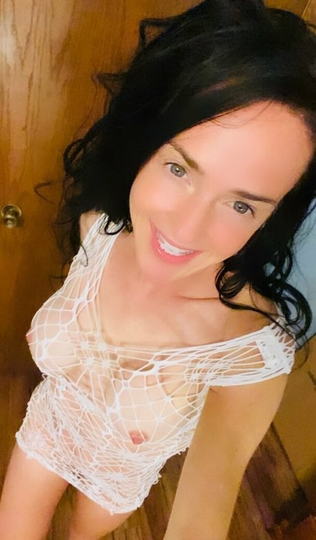 Lilrosiedoll
