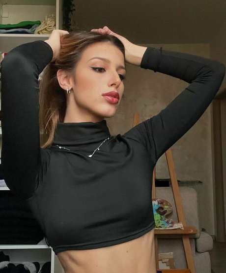 Foto di nudo di fuga di OnlyFans di Klea Brahimi