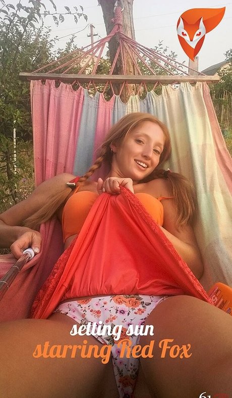 Foto di nudo di fuga di OnlyFans di Red Fox