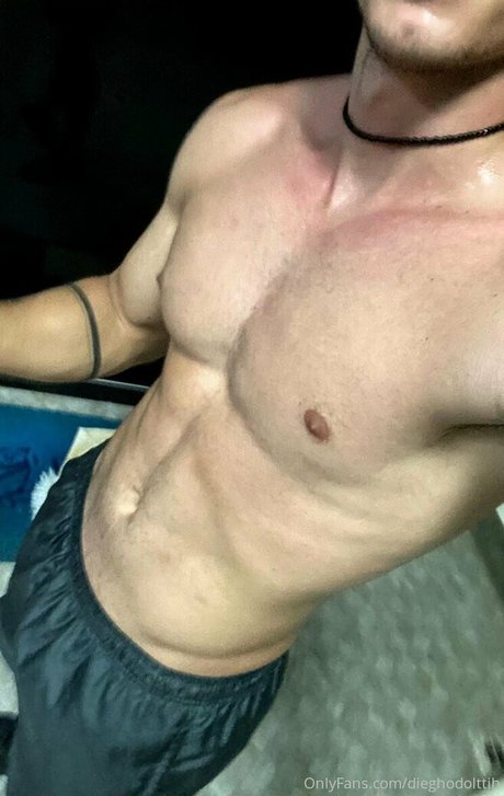 Foto di nudo di fuga di OnlyFans di Dieghodolttih