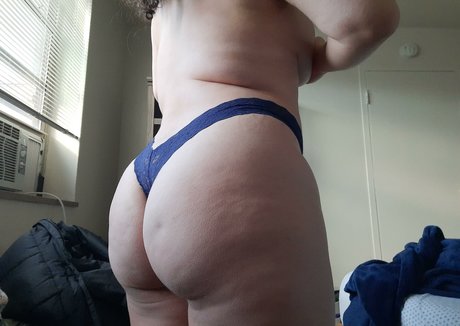 Foto di nudo di fuga di OnlyFans di Daphne The Dryad