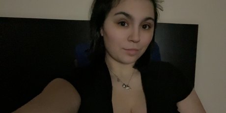 Foto di nudo di fuga di OnlyFans di Jadeelainex