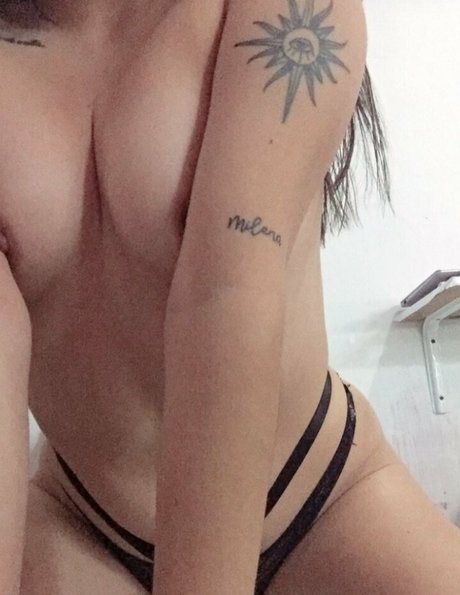Laraxxxb