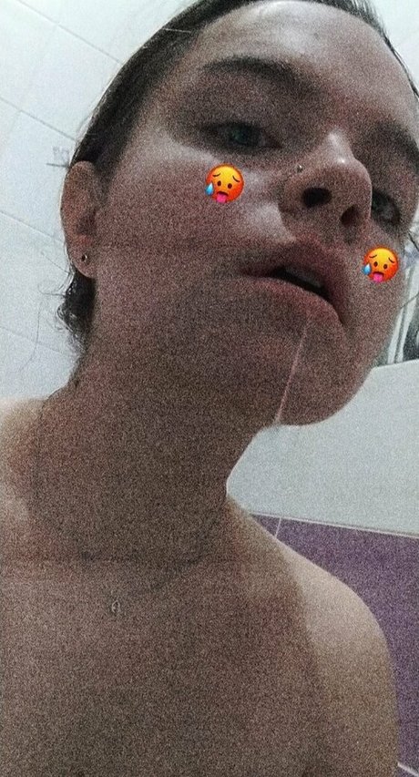 Foto di nudo di fuga di OnlyFans di Nevergonnalie