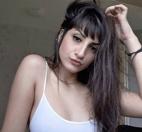 Foto di nudo di fuga di OnlyFans di Ninaaonfire