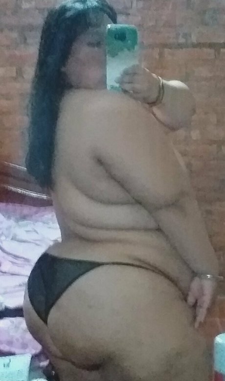 Foto di nudo di fuga di OnlyFans di Soyioko