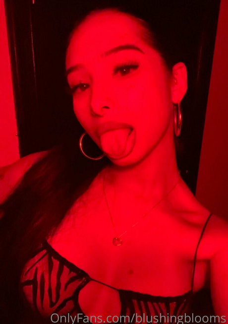 Blushingblooms