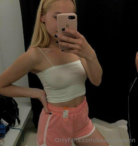 Foto di nudo di fuga di OnlyFans di Baabyqueenn