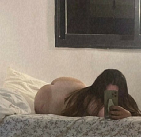 Foto di nudo di fuga di OnlyFans di Allabouteve
