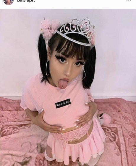 Foto di nudo di fuga di OnlyFans di Babispit