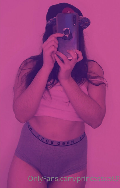 Foto di nudo di fuga di OnlyFans di Princianafree