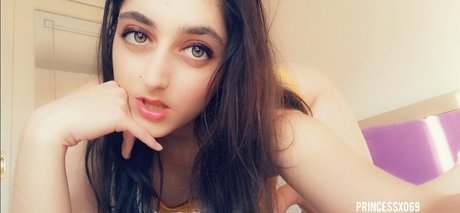 Foto di nudo di fuga di OnlyFans di Princianafree