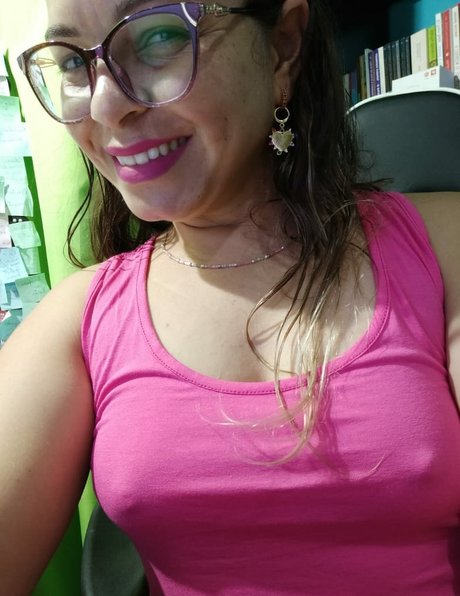 Foto di nudo di fuga di OnlyFans di Tati Eckhardt