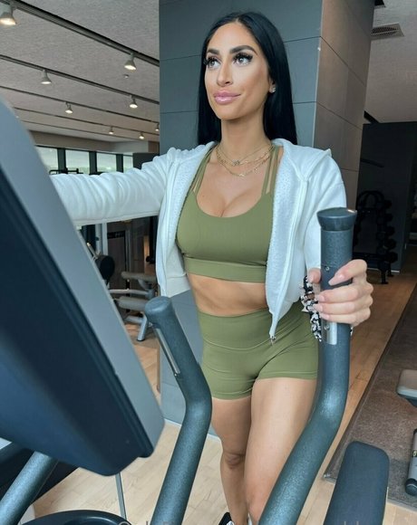 Foto di nudo di fuga di OnlyFans di Gymgoddessss