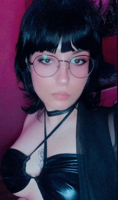 Foto di nudo di fuga di OnlyFans di Sudemwah