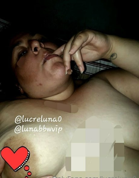 Foto di nudo di fuga di OnlyFans di Lucreluna0
