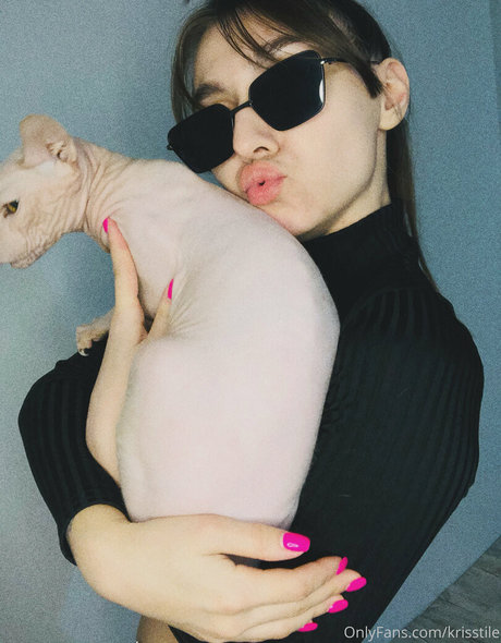 Foto di nudo di fuga di OnlyFans di Krisstile