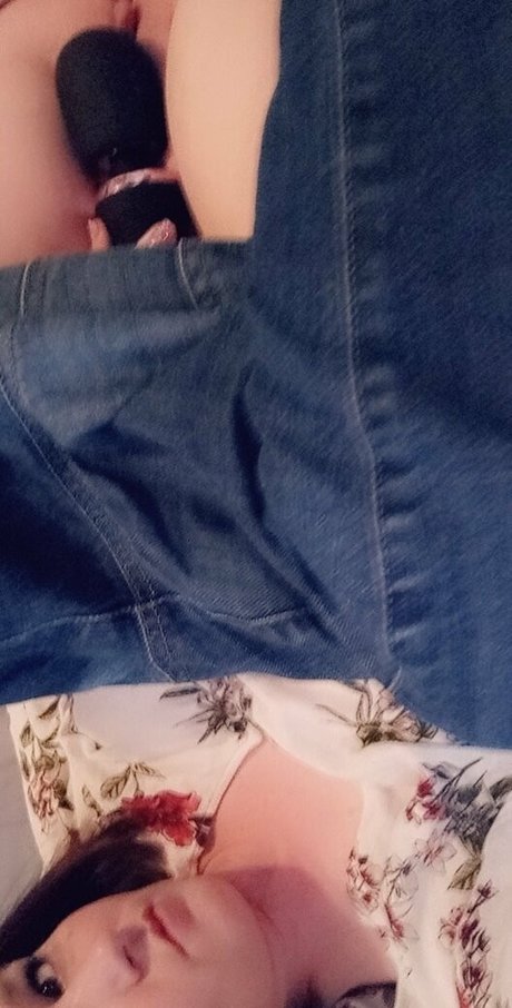Foto di nudo di fuga di OnlyFans di Deedeelynn