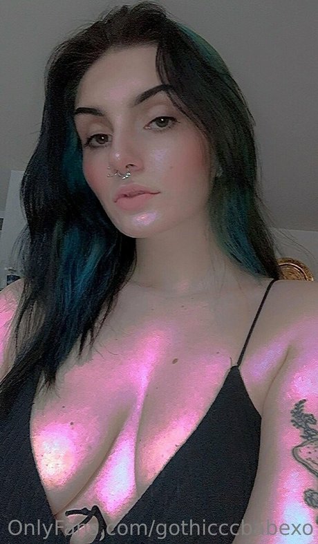 Foto di nudo di fuga di OnlyFans di Gothicccbabexo