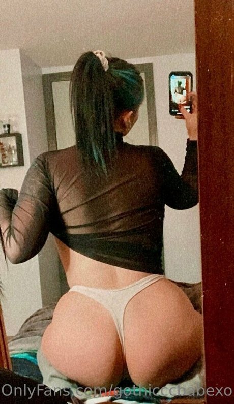 Foto di nudo di fuga di OnlyFans di Gothicccbabexo