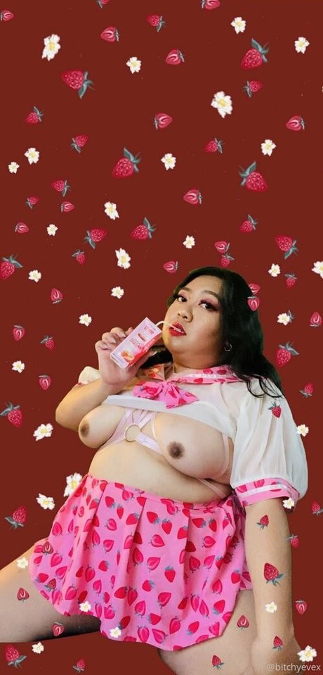Foto di nudo di fuga di OnlyFans di Mistressevex