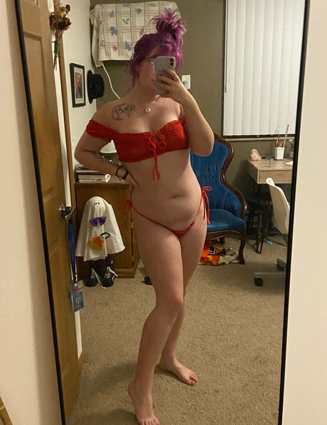 Foto di nudo di fuga di OnlyFans di Love2orgasm