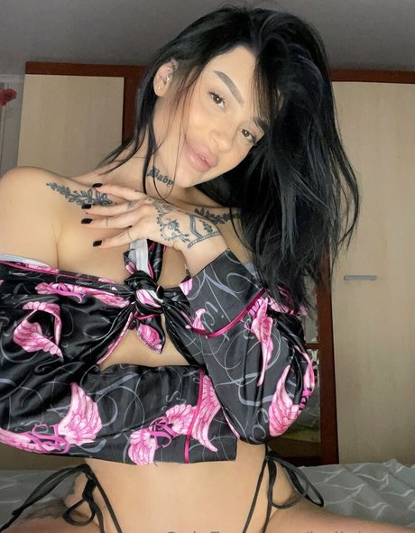 Bellahotxx