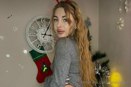 Foto di nudo di fuga di OnlyFans di Honeypief