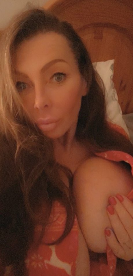 Foto di nudo di fuga di OnlyFans di Lea Walker