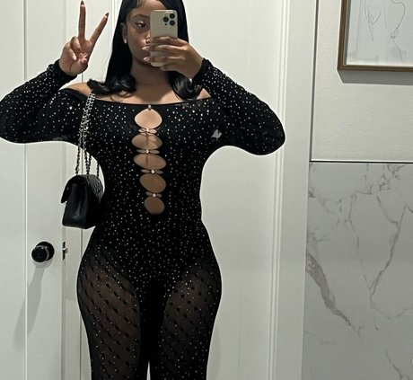 Foto di nudo di fuga di OnlyFans di Yazmynswrld