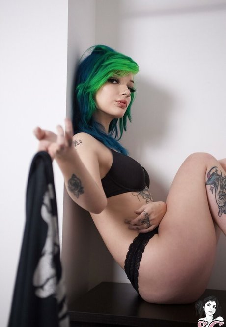 Foto di nudo di fuga di OnlyFans di Altamethyst