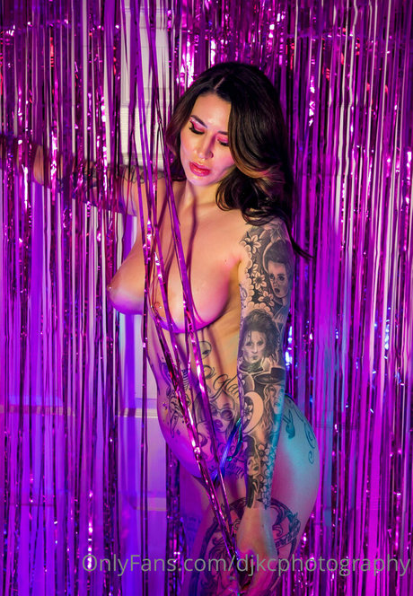 Foto di nudo di fuga di OnlyFans di Djkcphotography