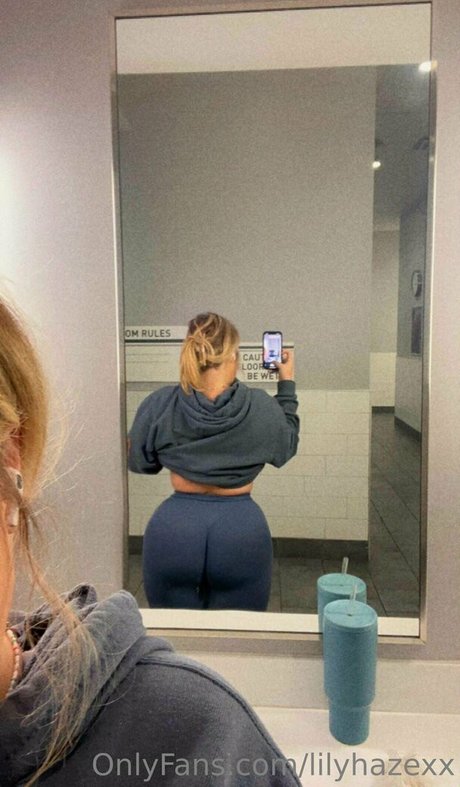 Foto di nudo di fuga di OnlyFans di Lilyhazexx