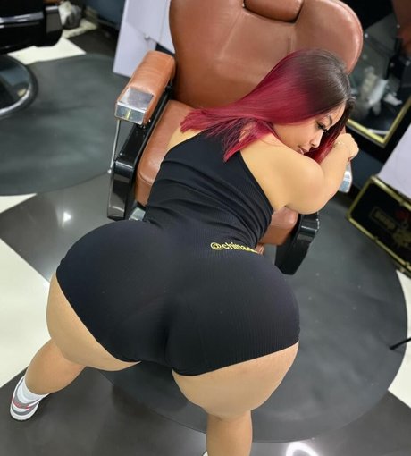 Foto di nudo di fuga di OnlyFans di Chiinadrr