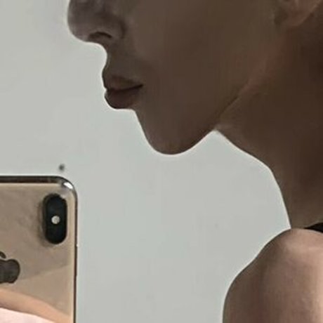 Foto di nudo di fuga di OnlyFans di Xcvjzzx