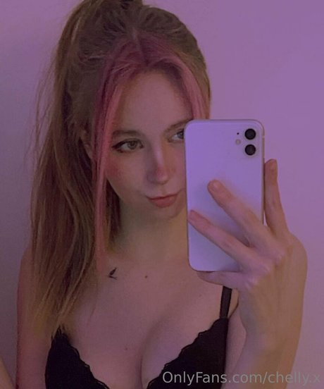 Foto di nudo di fuga di OnlyFans di Chellyx