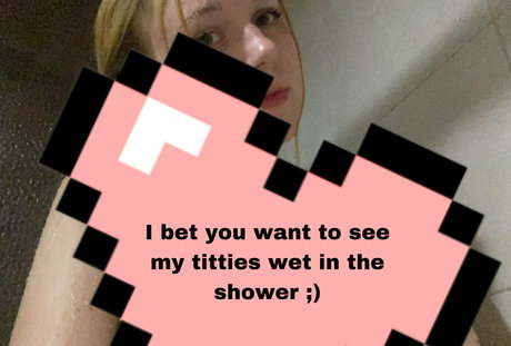 Foto di nudo di fuga di OnlyFans di Chellyx