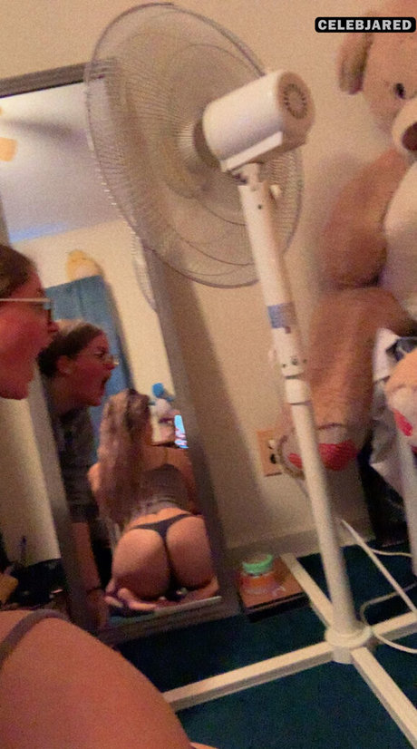 Foto di nudo di fuga di OnlyFans di Alyssa Bryanne