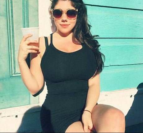 Foto di nudo di fuga di OnlyFans di Emily Helen Barry