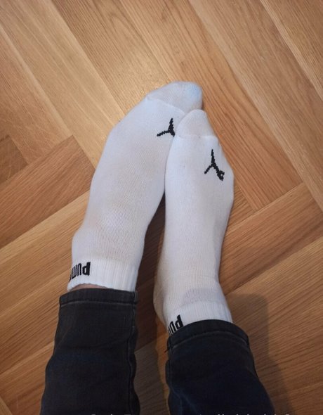 Foto di nudo di fuga di OnlyFans di Tallgirlwithfeets