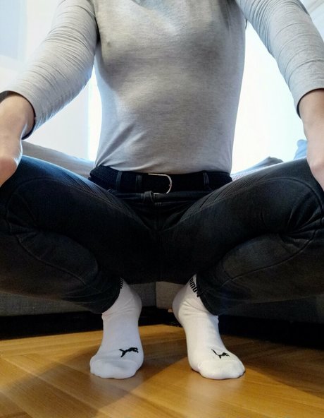 Foto di nudo di fuga di OnlyFans di Tallgirlwithfeets