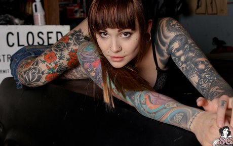 Elle Stranger