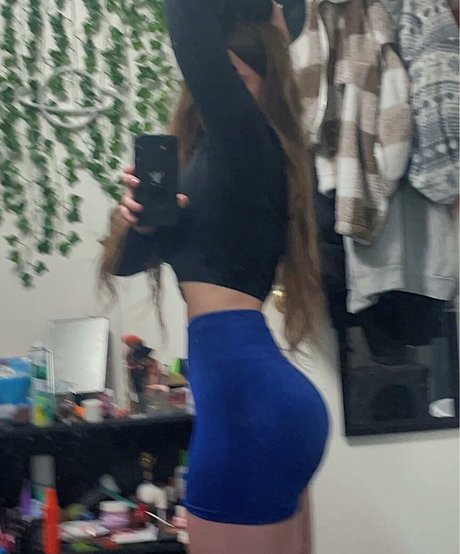 Foto di nudo di fuga di OnlyFans di Alyshia Harvey