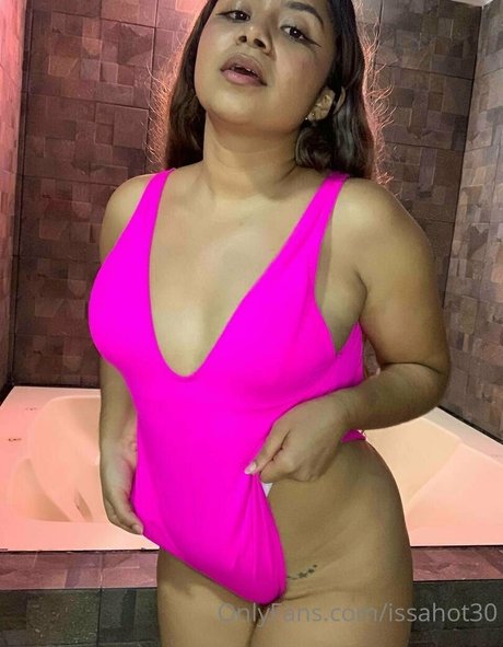 Issahott31