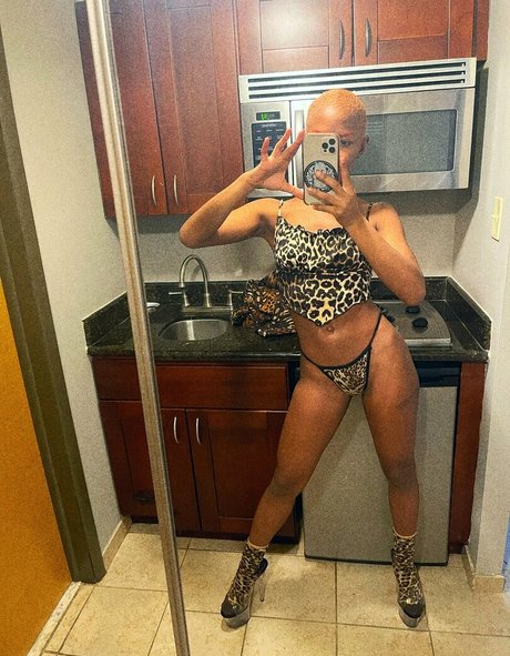 Foto di nudo di fuga di OnlyFans di Complexricki