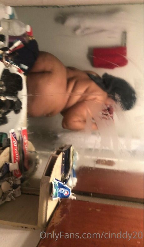 Foto di nudo di fuga di OnlyFans di Lizzy02