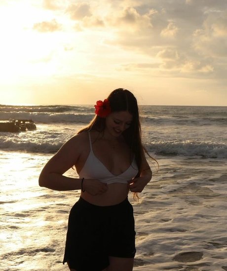 Foto di nudo di fuga di OnlyFans di Katelyn Miller