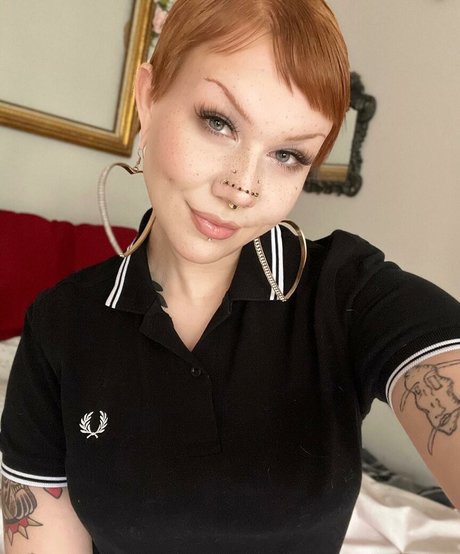 Foto di nudo di fuga di OnlyFans di Danni Kancho